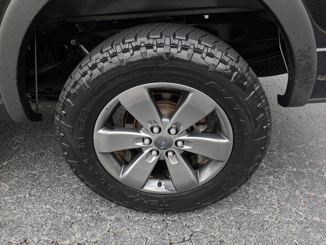 Ford F-150 4WD SuperCrew 145" XL 2014
