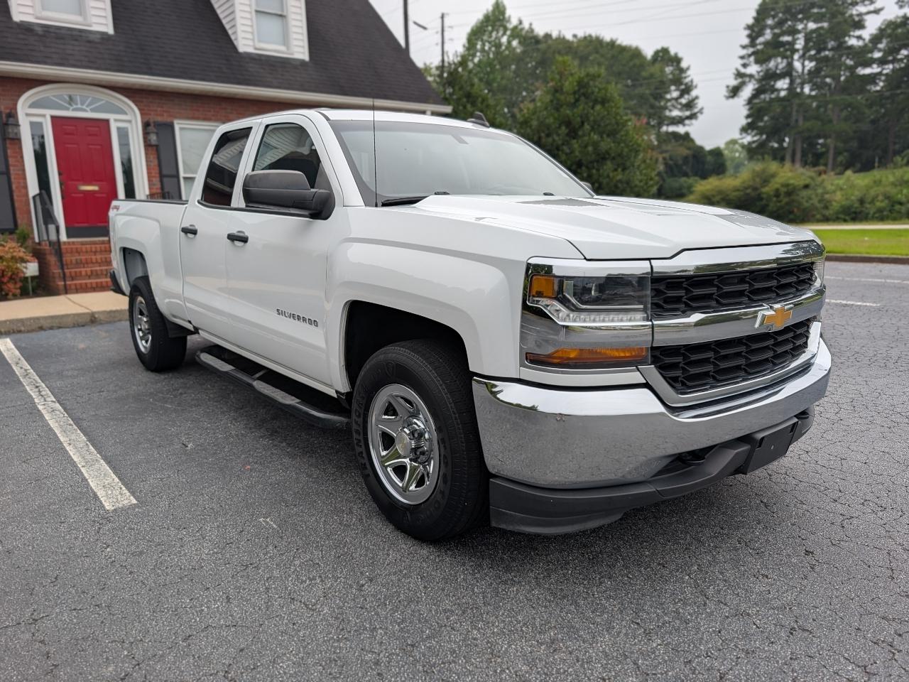Chevrolet Silverado 1500 4WD Double Cab 143.5" LS 2018