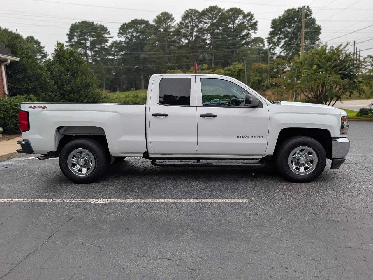 Chevrolet Silverado 1500 4WD Double Cab 143.5" LS 2018