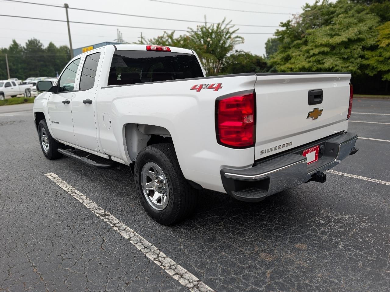 Chevrolet Silverado 1500 4WD Double Cab 143.5" LS 2018