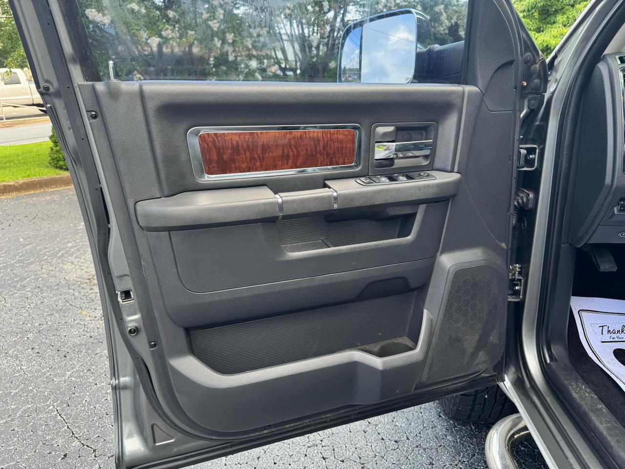 RAM 2500 4WD Crew Cab 149" Laramie 2012