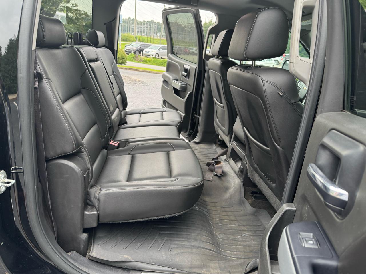 Chevrolet Silverado 1500 4WD Crew Cab 143.5" LT w/2LT 2015