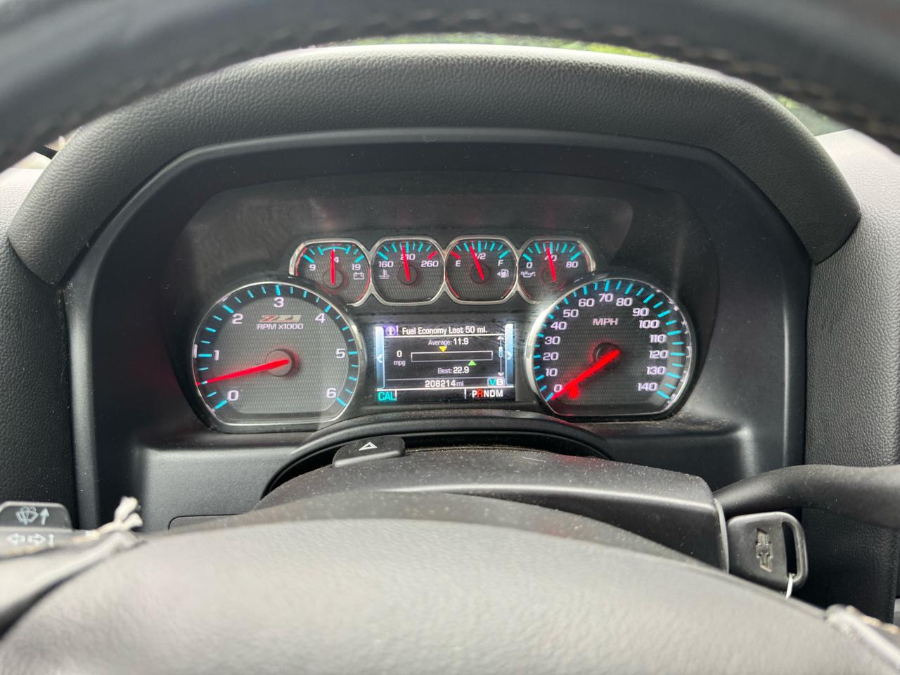 Chevrolet Silverado 1500 4WD Crew Cab 143.5" LT w/2LT 2015