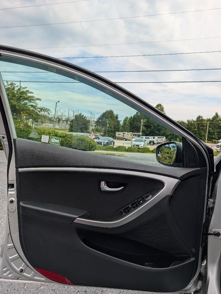 Hyundai Elantra GT 5dr HB Auto 2014