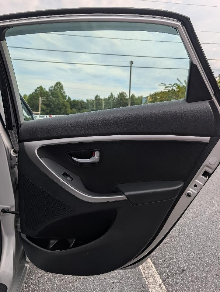 Hyundai Elantra GT 5dr HB Auto 2014