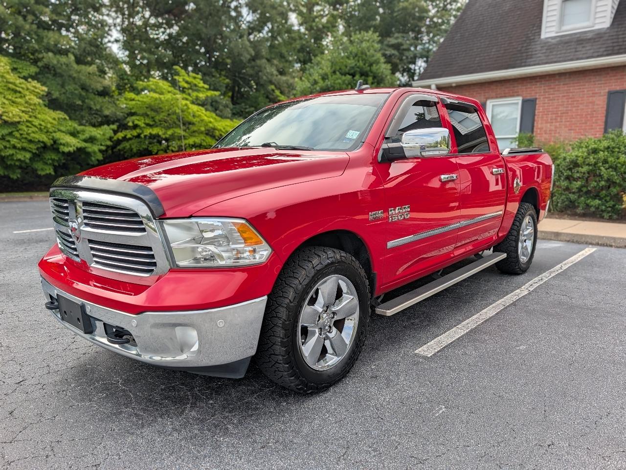 2016 RAM 1500 4WD Crew Cab 140.5" Big Horn