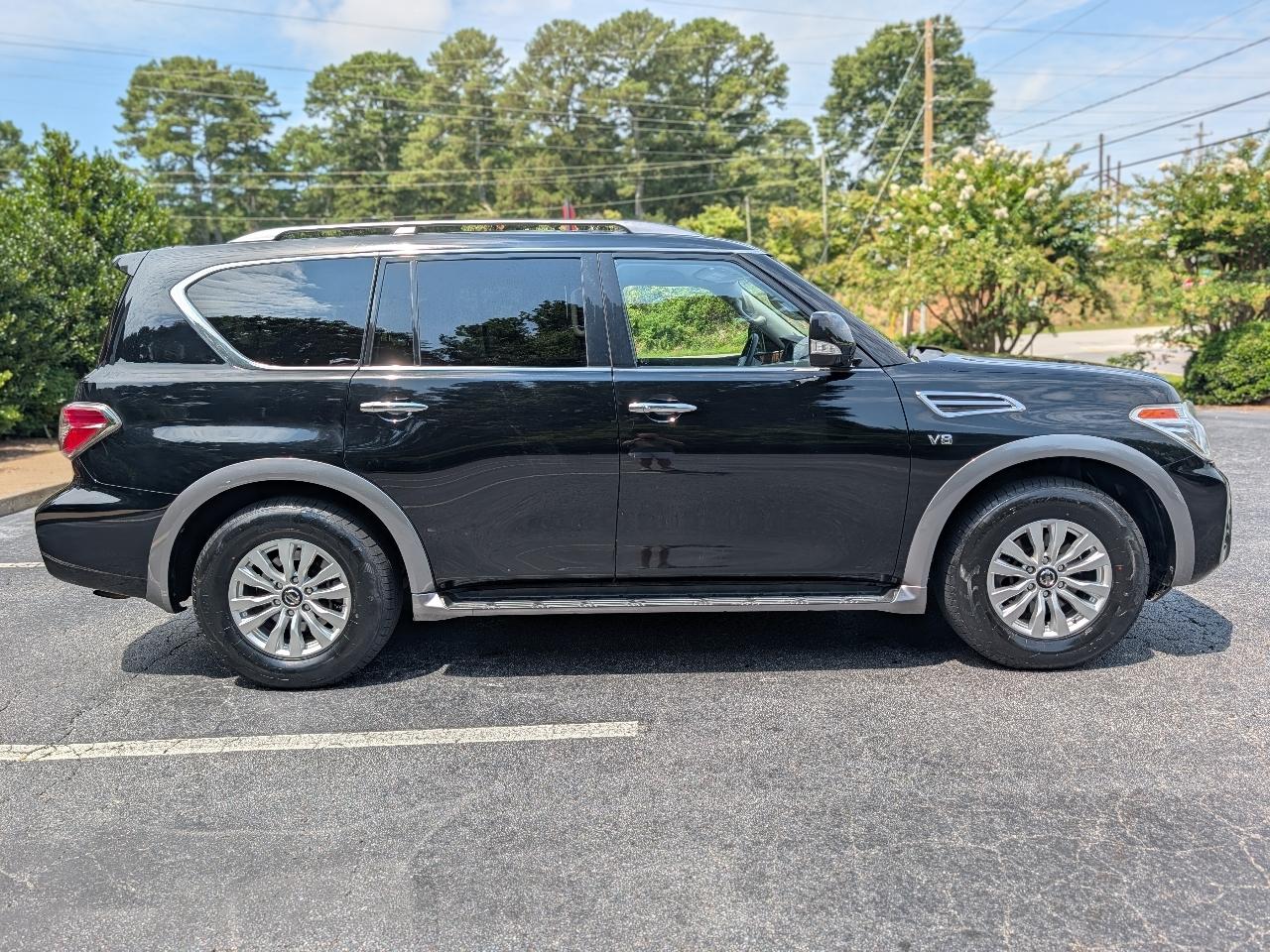 Nissan Armada 4x2 SV 2020