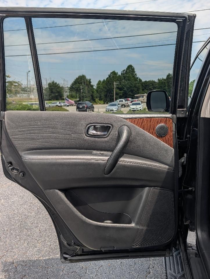 Nissan Armada 4x2 SV 2020