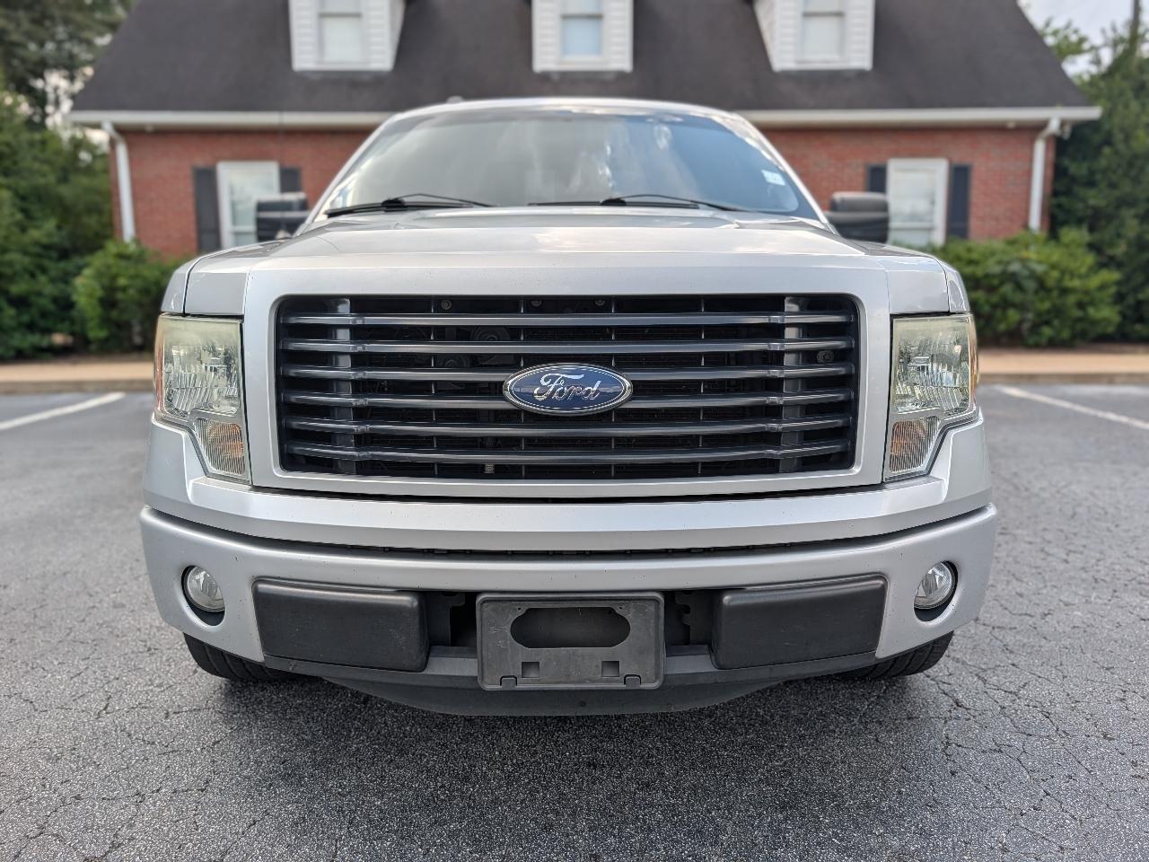 Ford F-150 2WD SuperCab 145" Lariat 2014