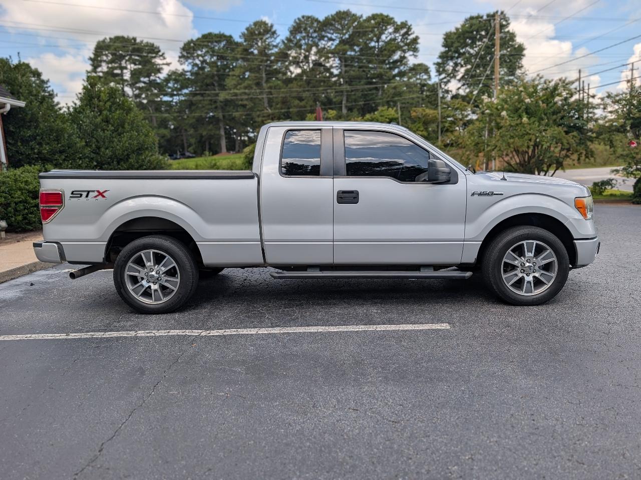 Ford F-150 2WD SuperCab 145" Lariat 2014