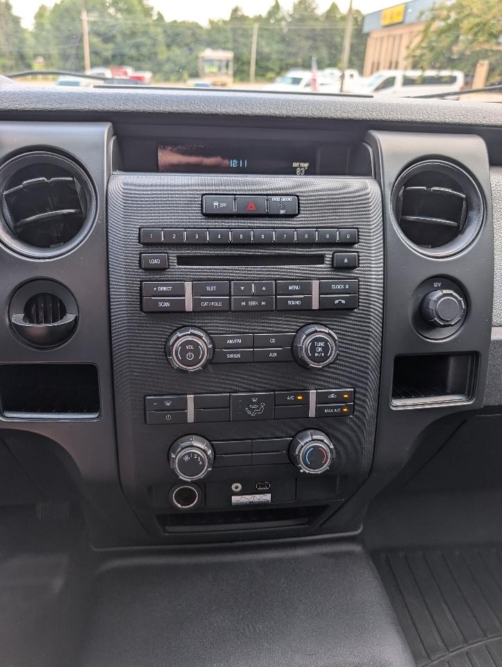 Ford F-150 2WD SuperCab 145" Lariat 2014
