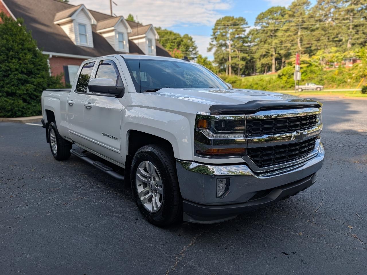 Chevrolet Silverado 1500 2WD Double Cab 143.5" LT w/1LT 2017