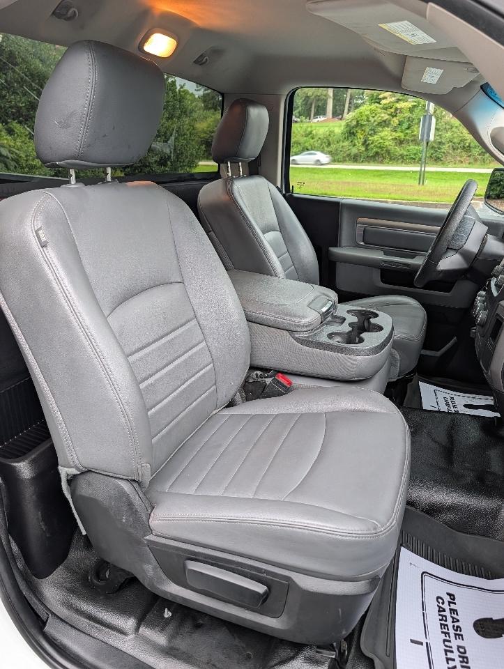 RAM 1500 Classic Tradesman 4x4 Reg Cab 6'4" Box 2020