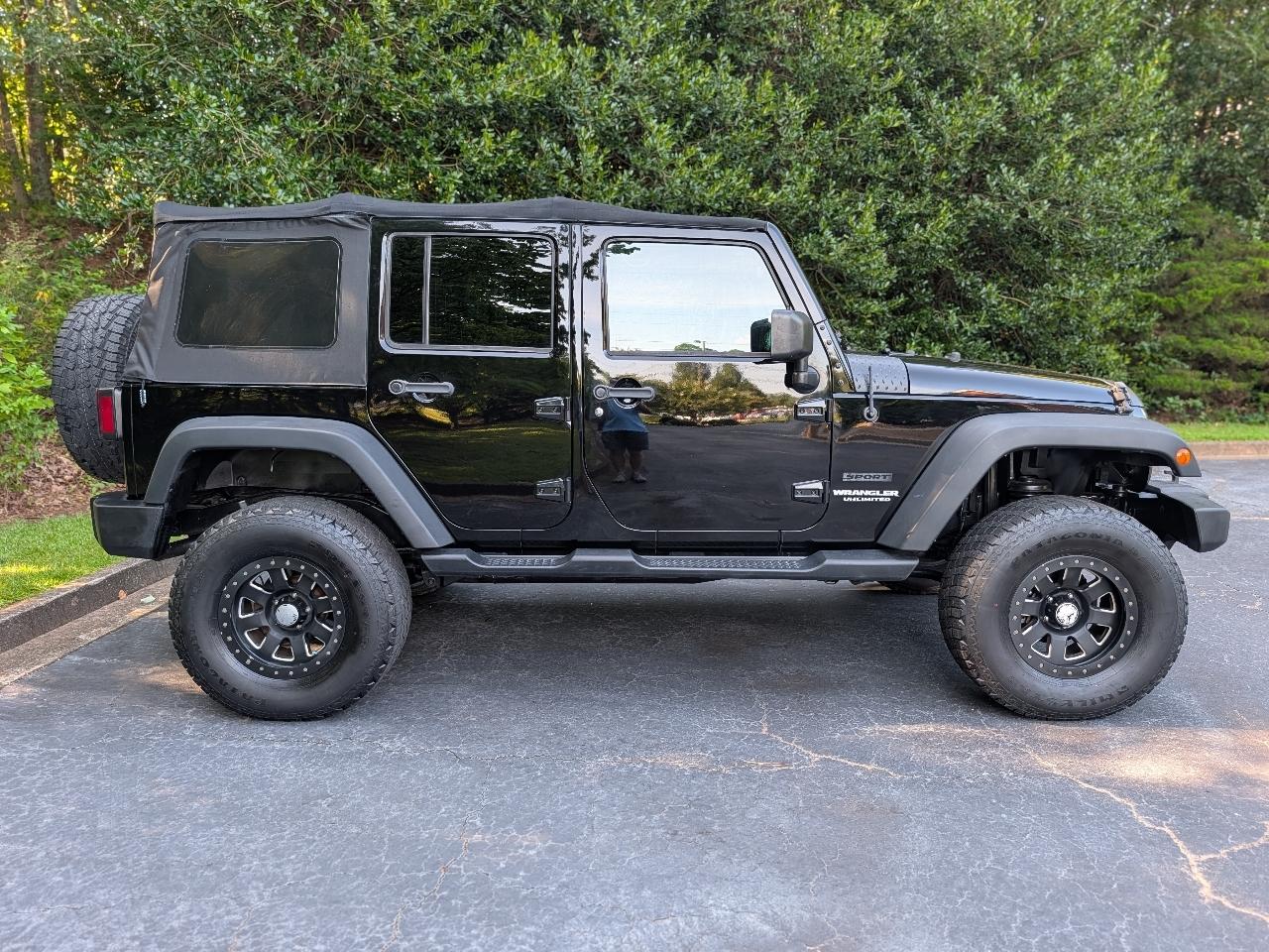Jeep Wrangler Unlimited 4WD 4dr Sport 2013