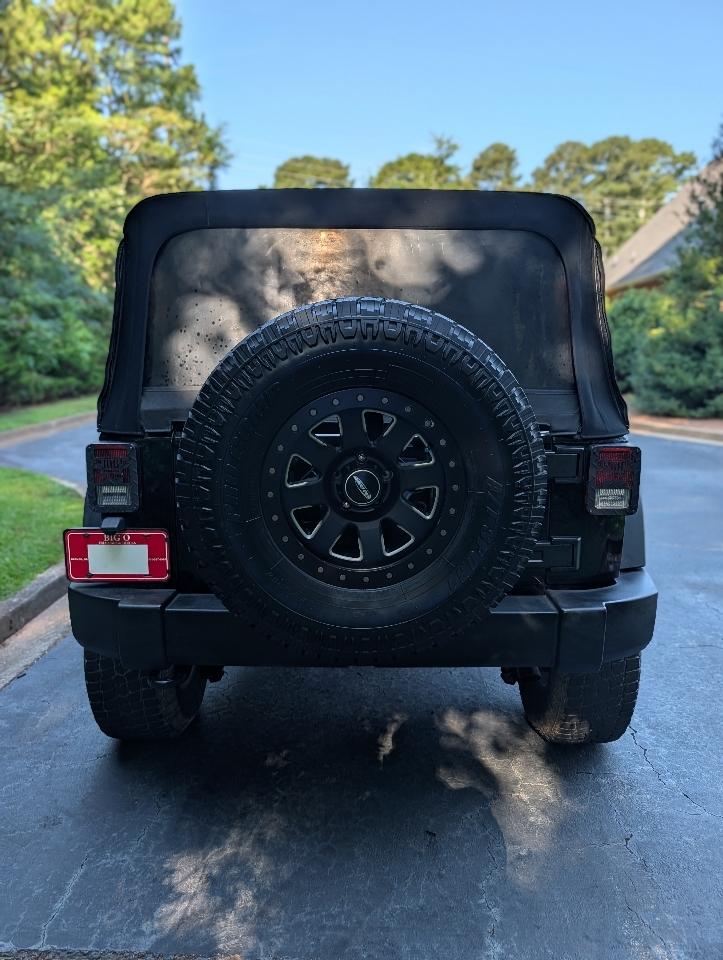 Jeep Wrangler Unlimited 4WD 4dr Sport 2013