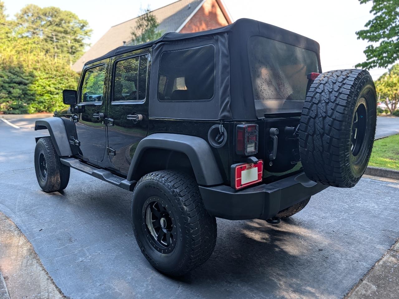 Jeep Wrangler Unlimited 4WD 4dr Sport 2013