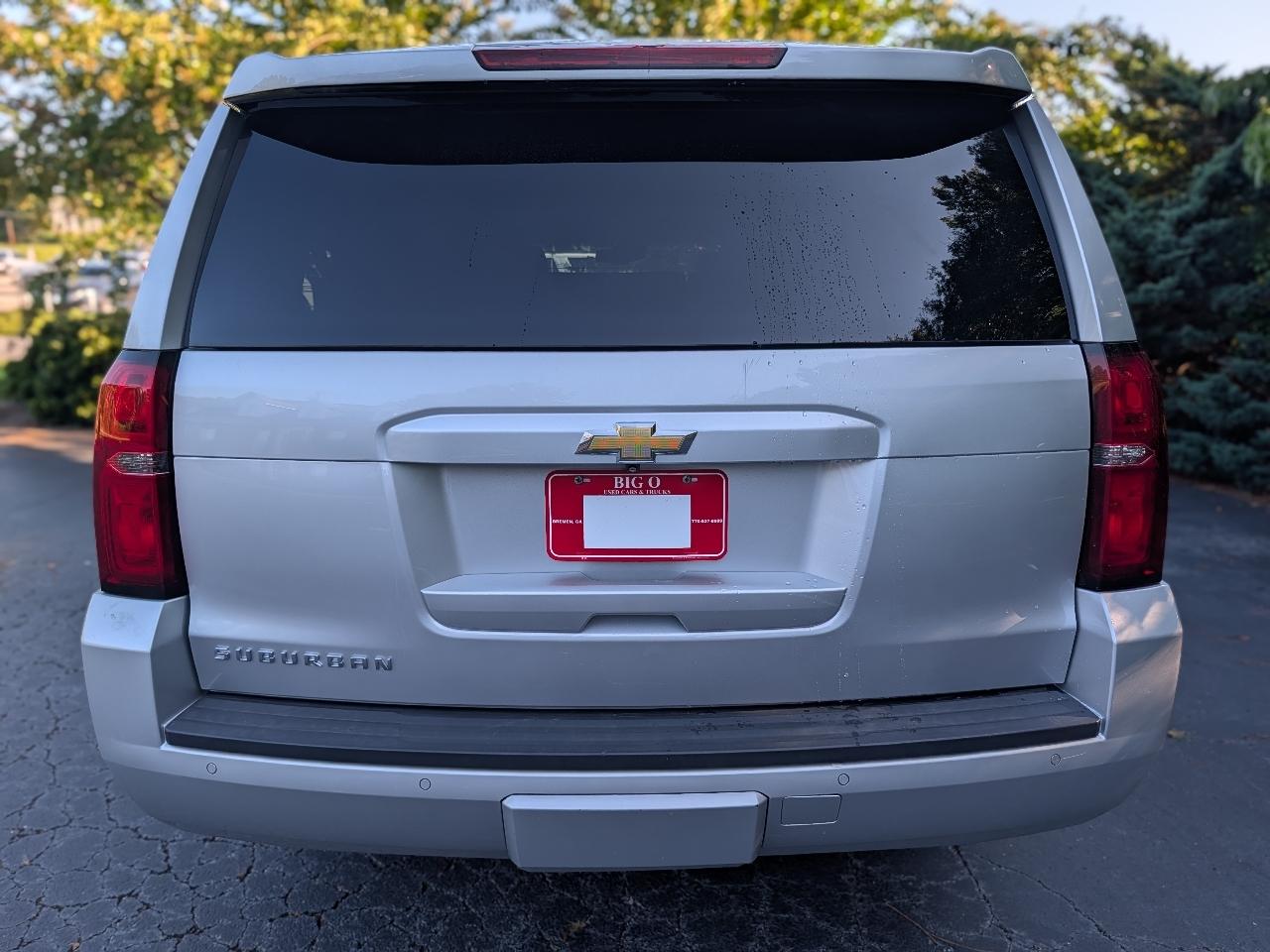 Chevrolet Suburban 2WD 4dr LT 2015