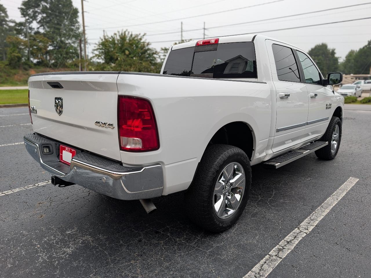 RAM 1500 Big Horn 4x4 Crew Cab 5'7" Box 2018