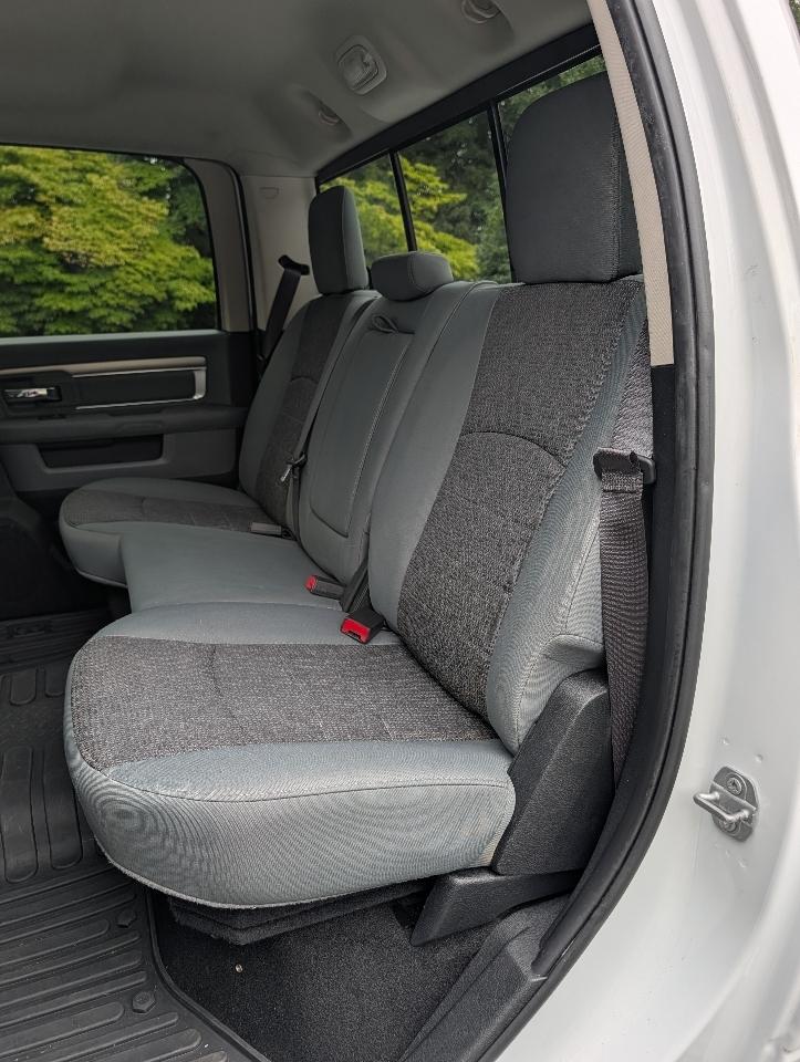 RAM 1500 Big Horn 4x4 Crew Cab 5'7" Box 2018