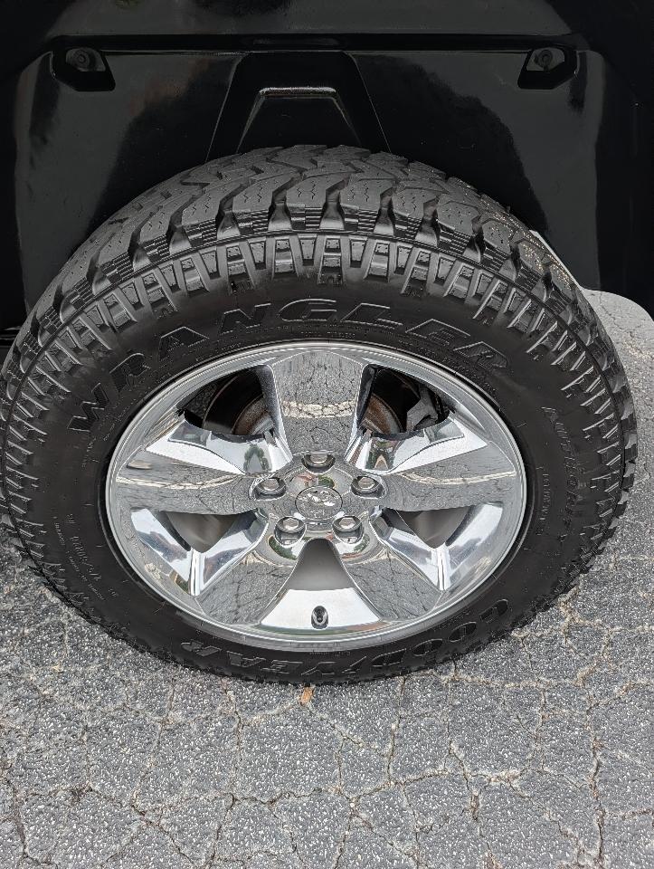 RAM 1500 Big Horn 4x4 Crew Cab 5'7" Box 2018