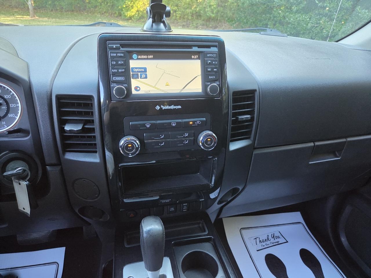 Nissan Titan 2WD Crew Cab SWB SV 2015
