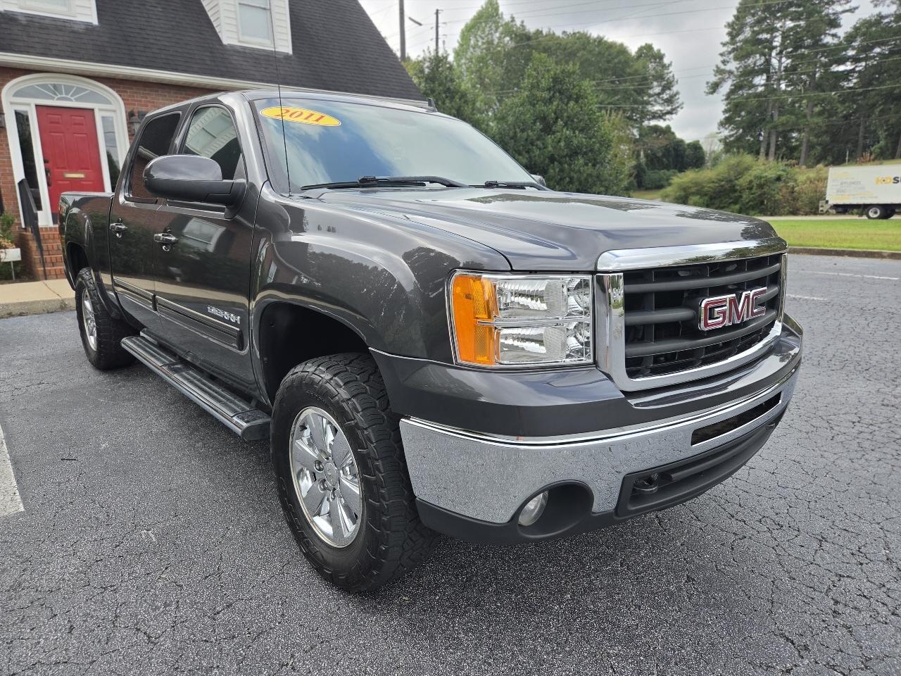 GMC Sierra 1500 4WD Crew Cab 143.5" SLT 2011