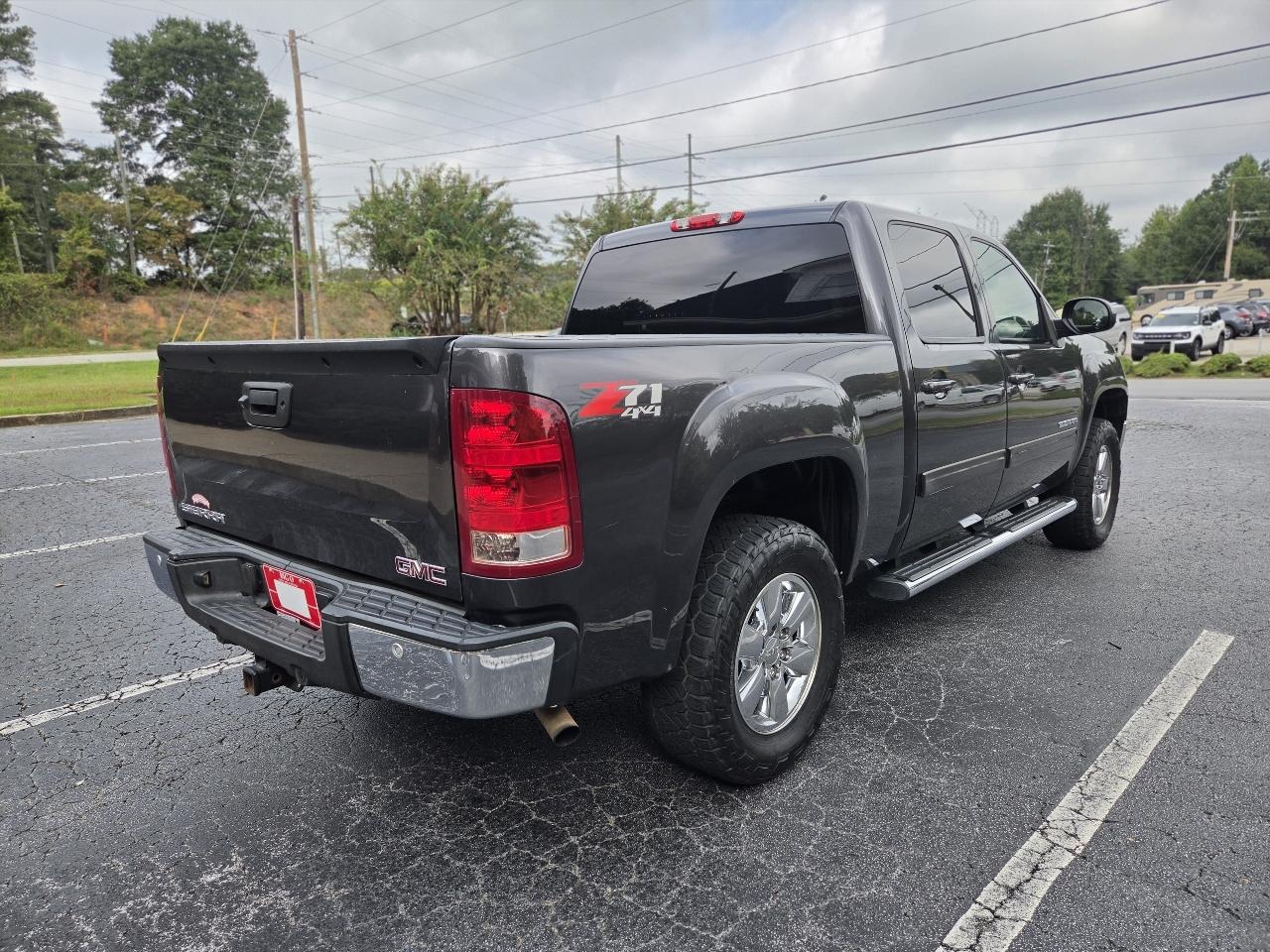 GMC Sierra 1500 4WD Crew Cab 143.5" SLT 2011
