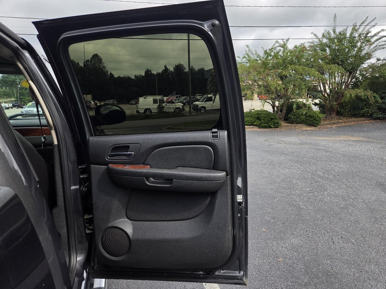 GMC Sierra 1500 4WD Crew Cab 143.5" SLT 2011