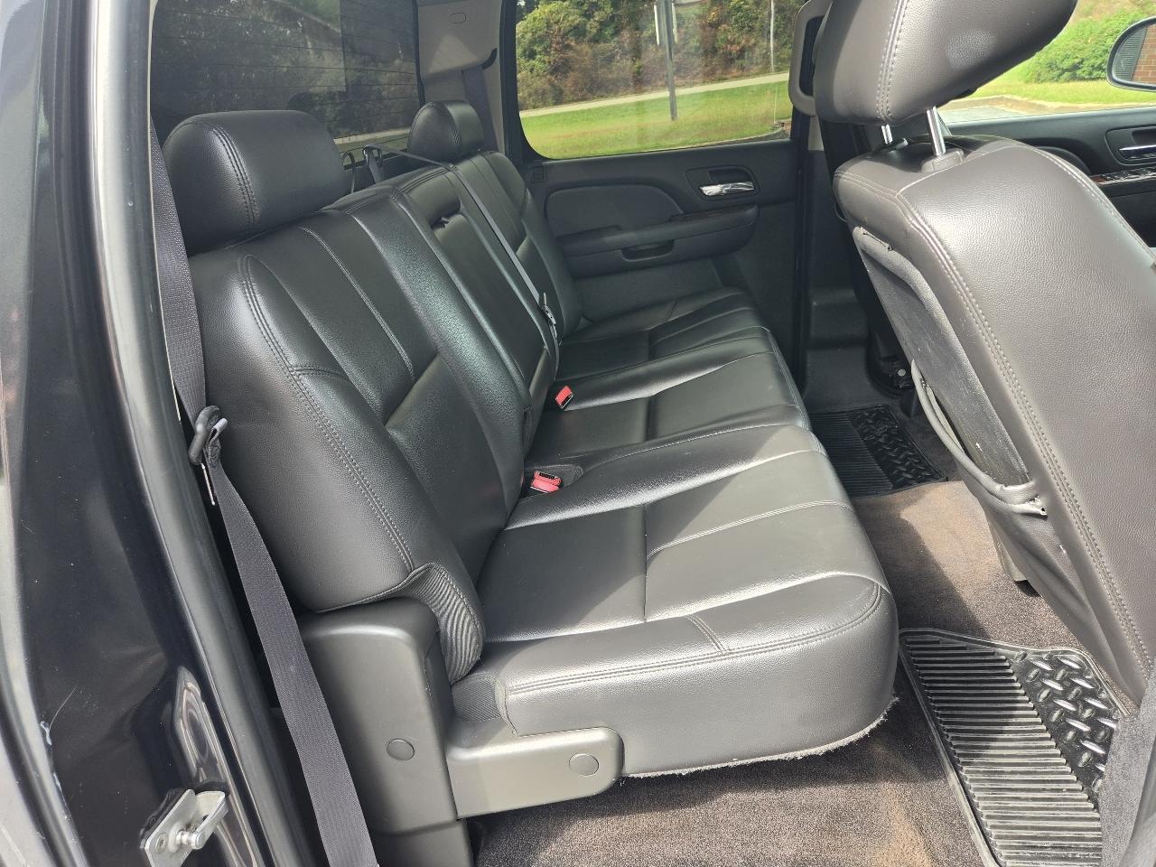 GMC Sierra 1500 4WD Crew Cab 143.5" SLT 2011