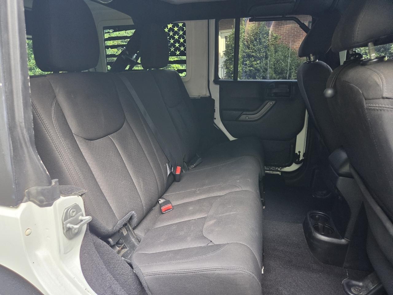 Jeep Wrangler Unlimited 4WD 4dr Sport 2016
