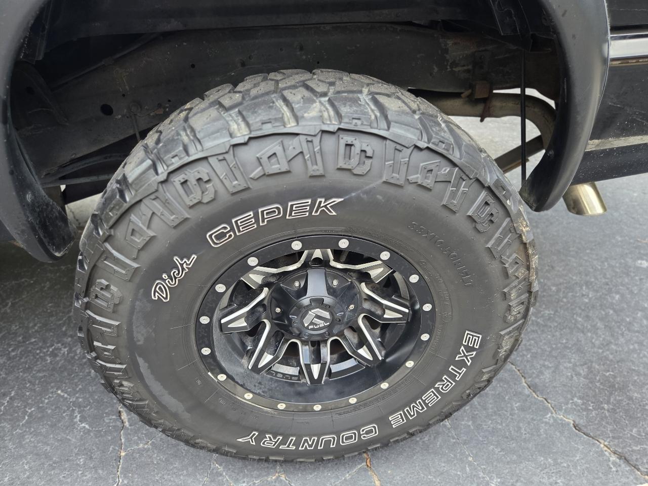 Chevrolet S-10 Ext Cab 123" WB 4WD LS 2003