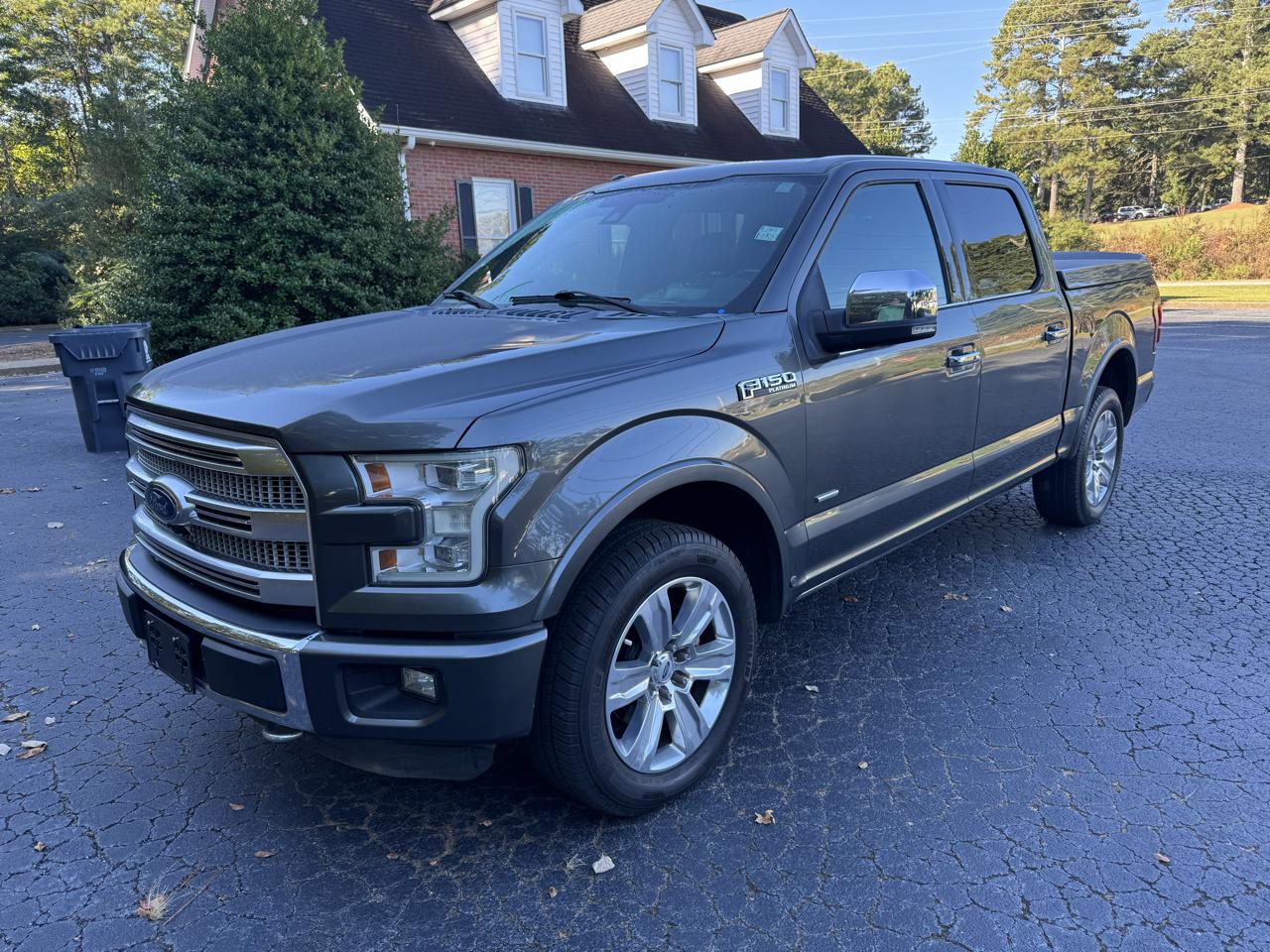 2015 Ford F-150 4WD SuperCrew 145" XLT