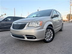 2014 Chrysler Town & Country 