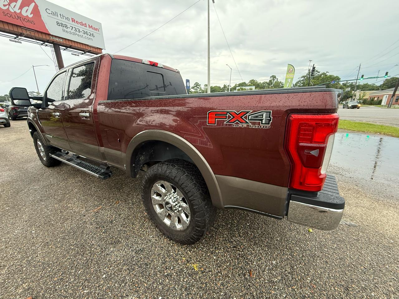 2017 Ford F-250 Super Duty Lariat - Photo 13