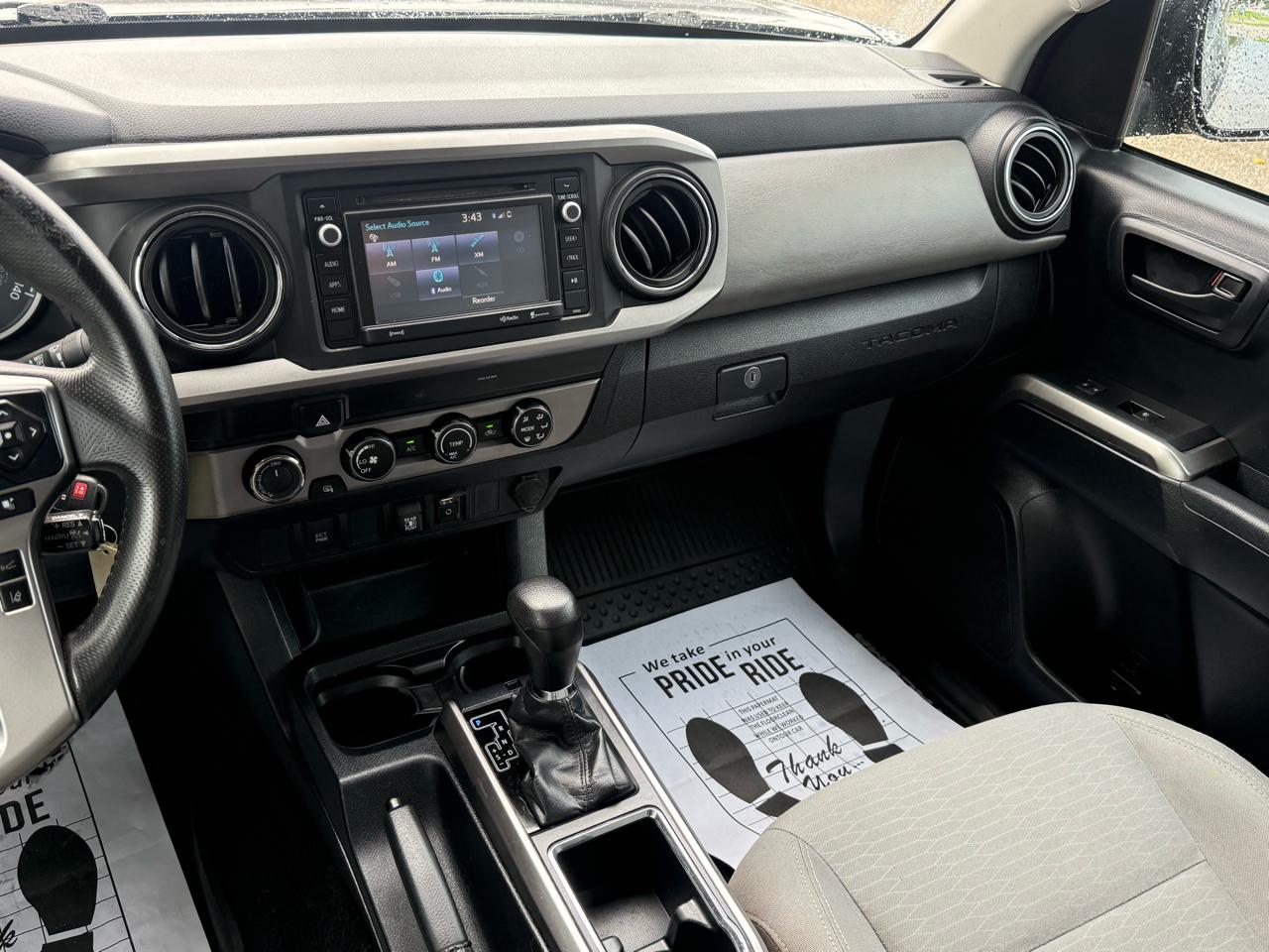 2019 Toyota Tacoma SR5 - Photo 18