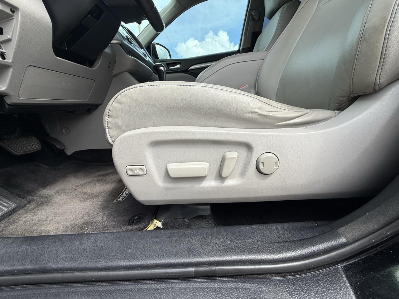 2018 Toyota Highlander XLE - Photo 12