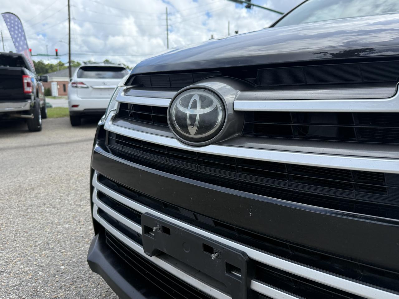 2018 Toyota Highlander XLE - Photo 18