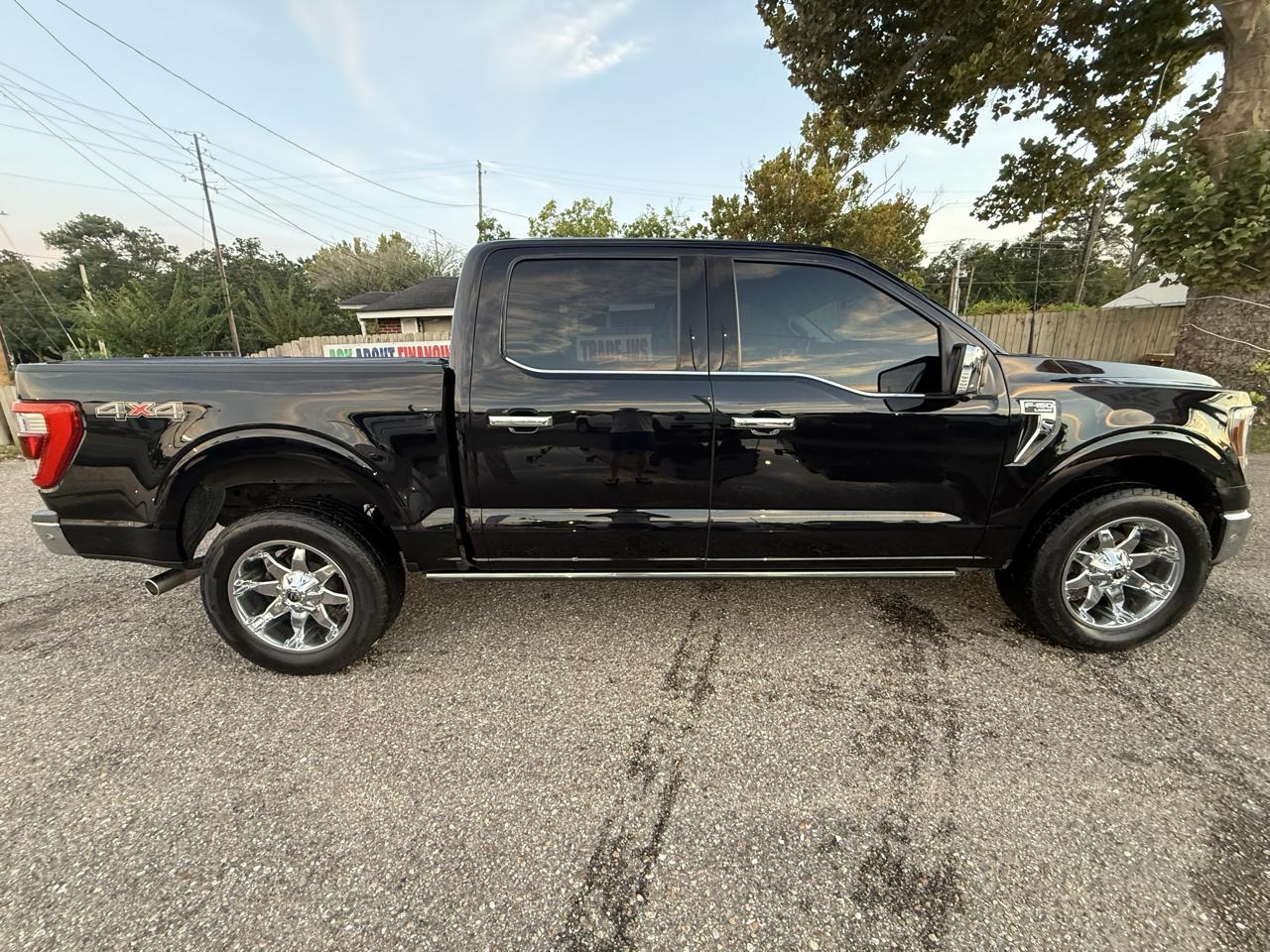 2022 Ford F-150 Lariat - Photo 3