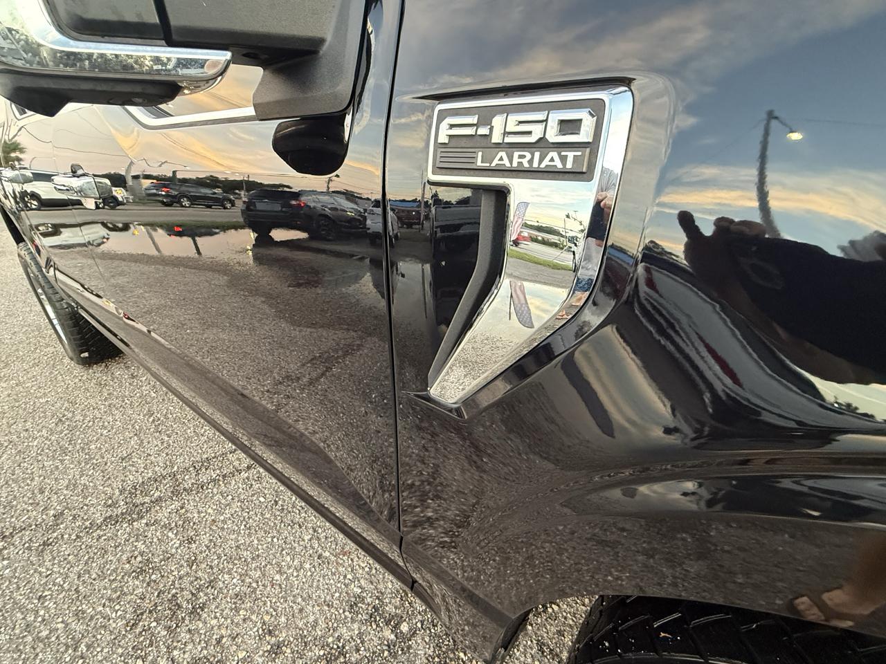 2022 Ford F-150 Lariat - Photo 8