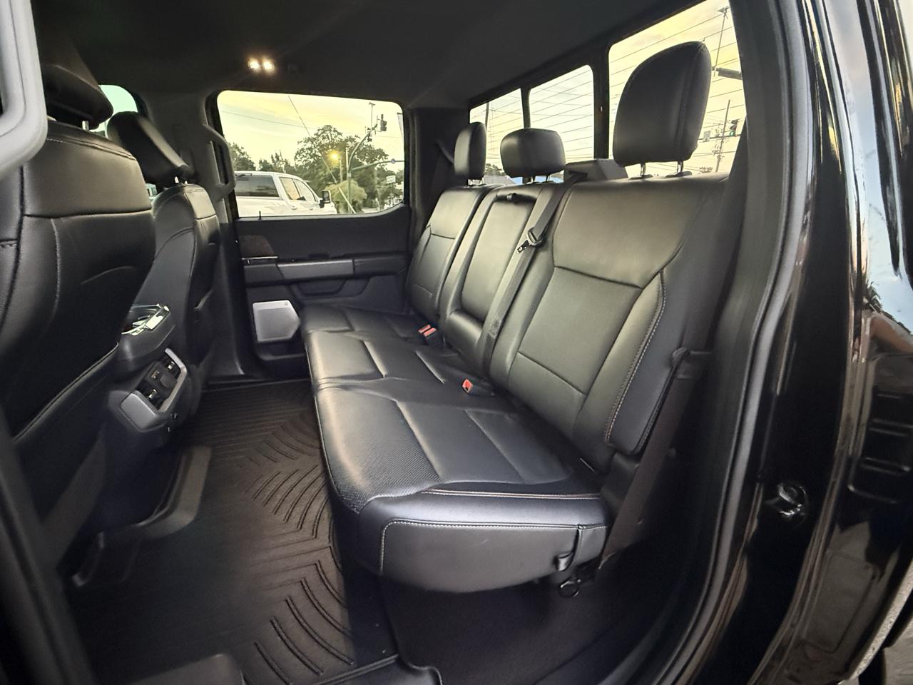 2022 Ford F-150 Lariat - Photo 10