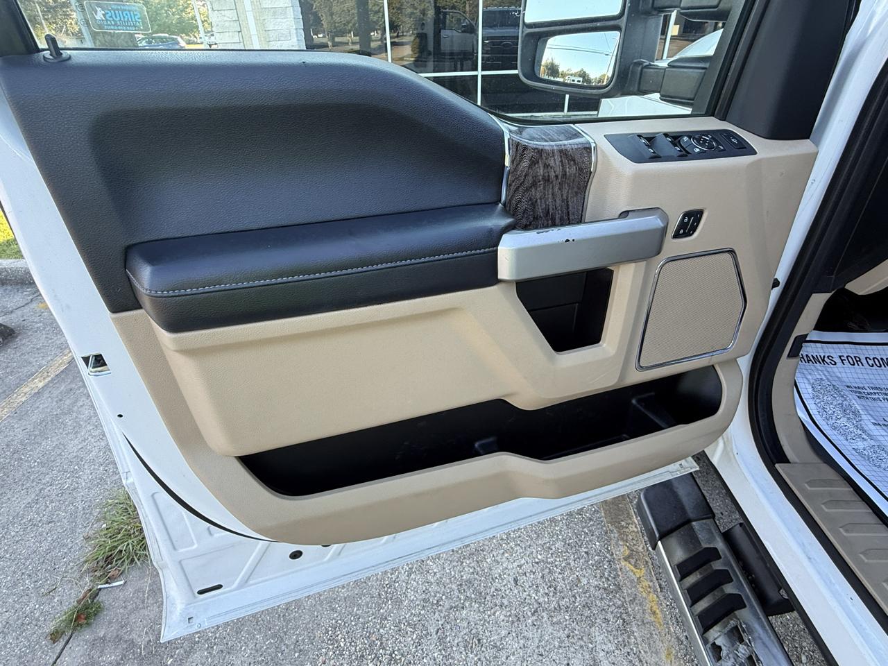 2017 Ford F-250 Super Duty Lariat - Photo 25