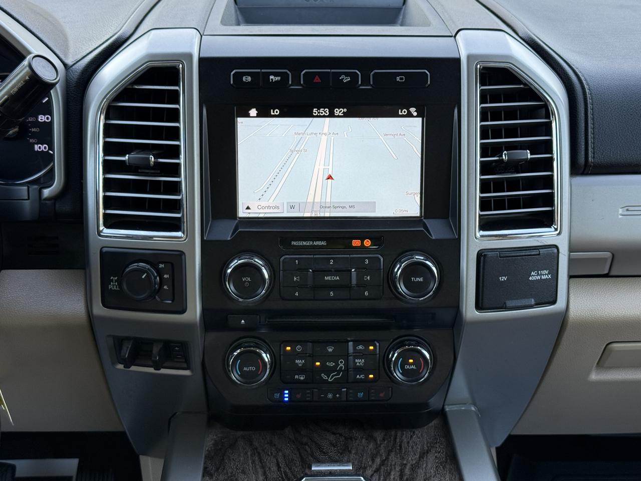 2017 Ford F-250 Super Duty Lariat - Photo 30