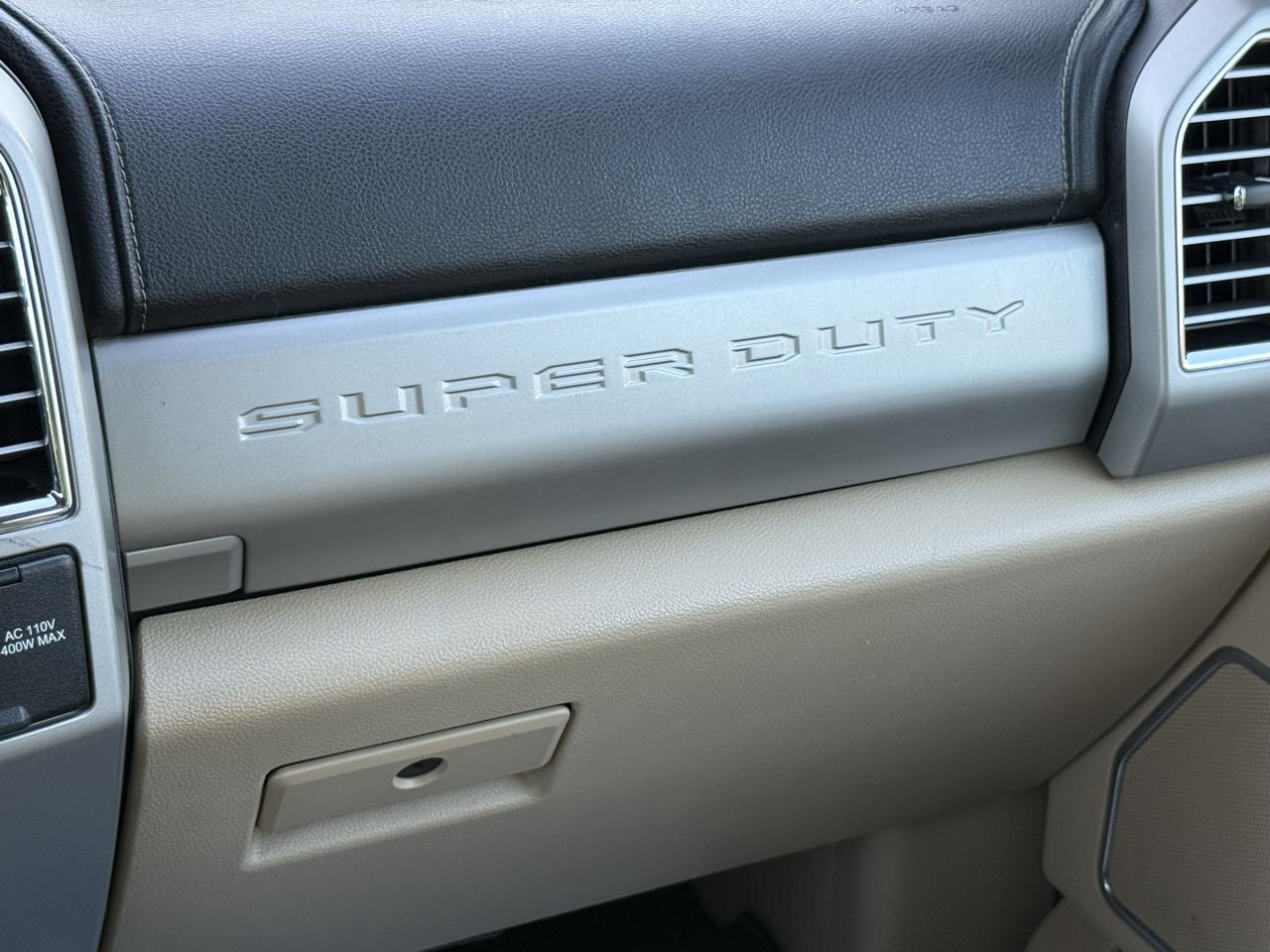 2017 Ford F-250 Super Duty Lariat - Photo 44