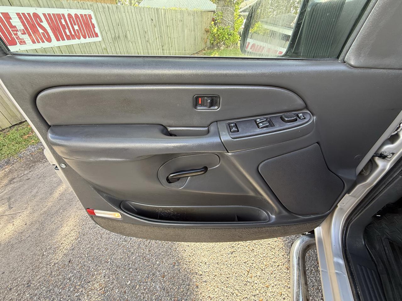 2005 GMC Sierra 3500 SLE - Photo 8