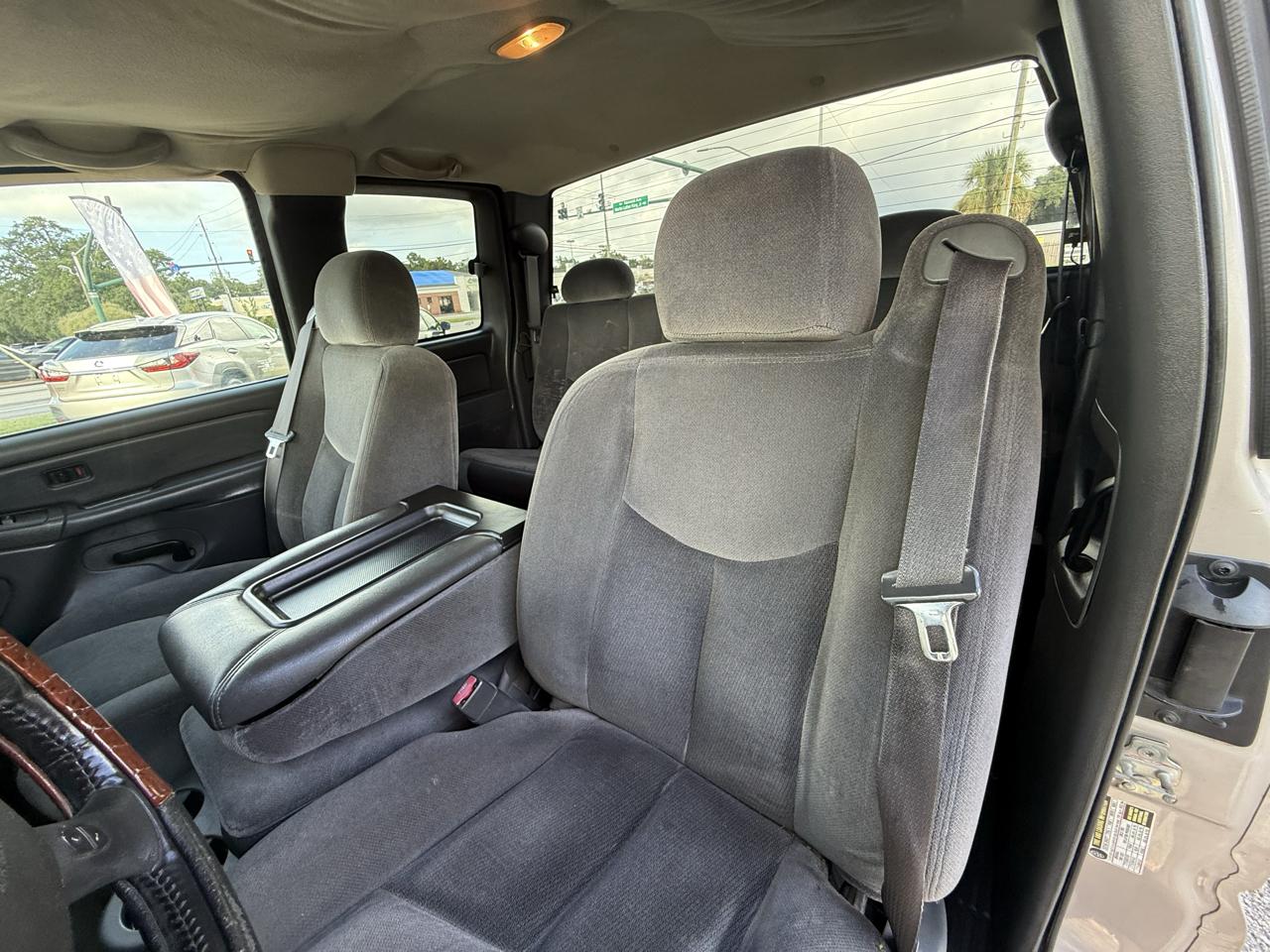 2005 GMC Sierra 3500 SLE - Photo 9