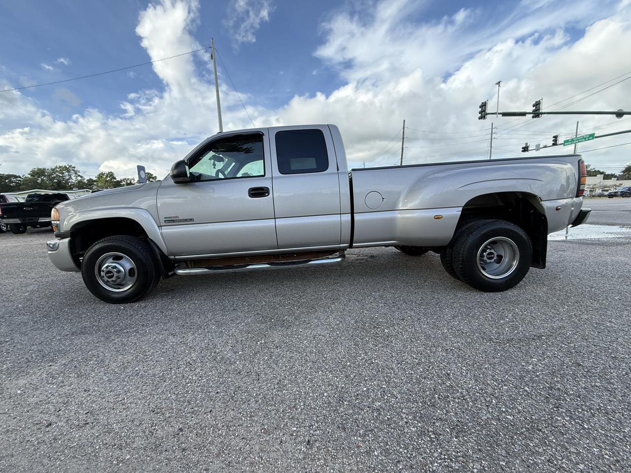 2005 GMC Sierra 3500 SLE - Photo 23