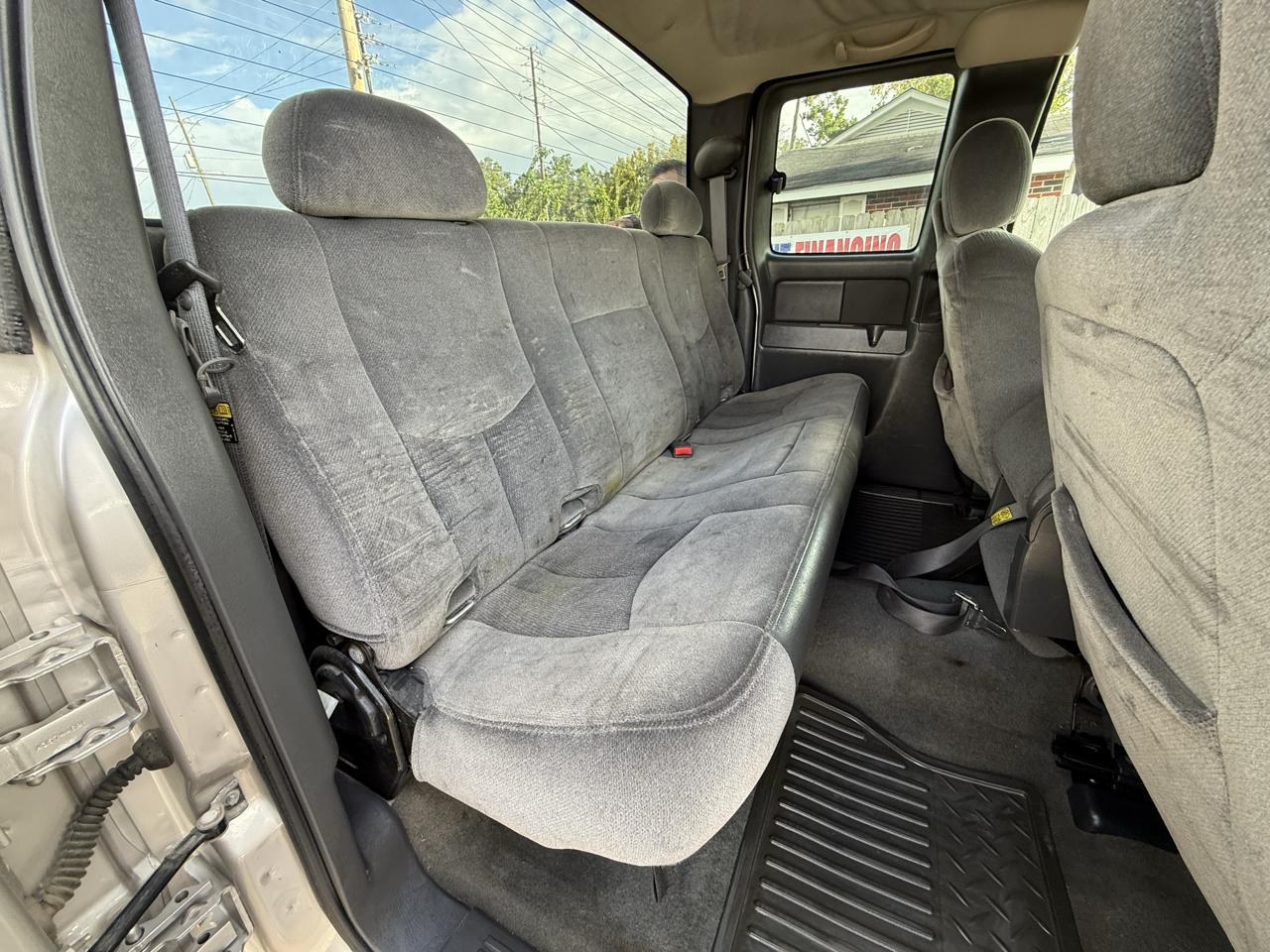 2005 GMC Sierra 3500 SLE - Photo 39