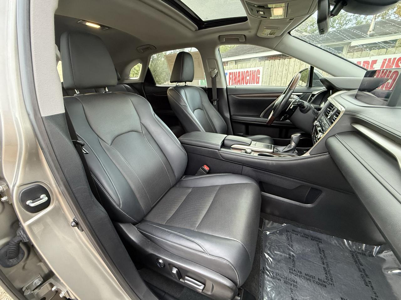 2020 Lexus RX 350 - Photo 38