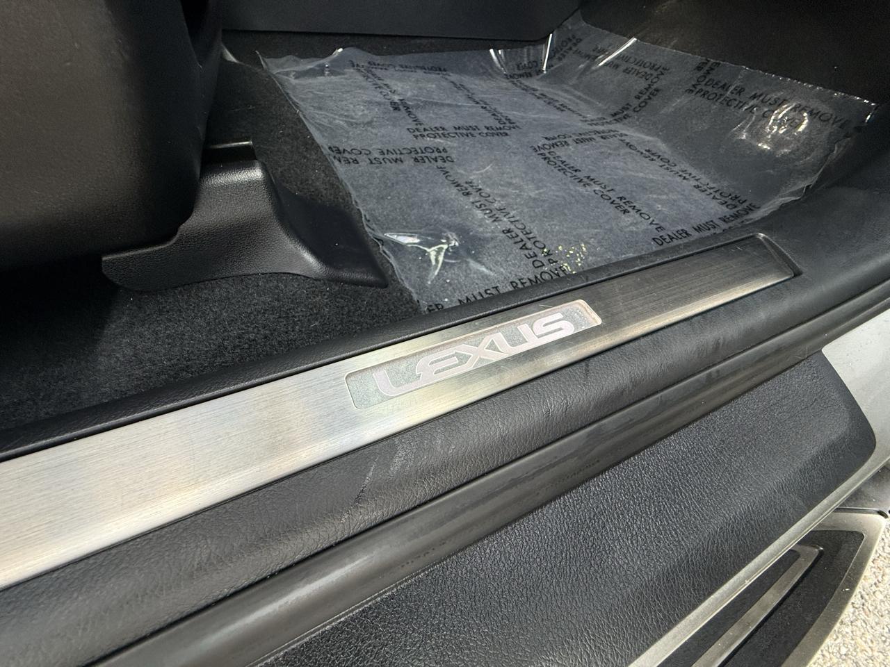 2020 Lexus RX 350 - Photo 40