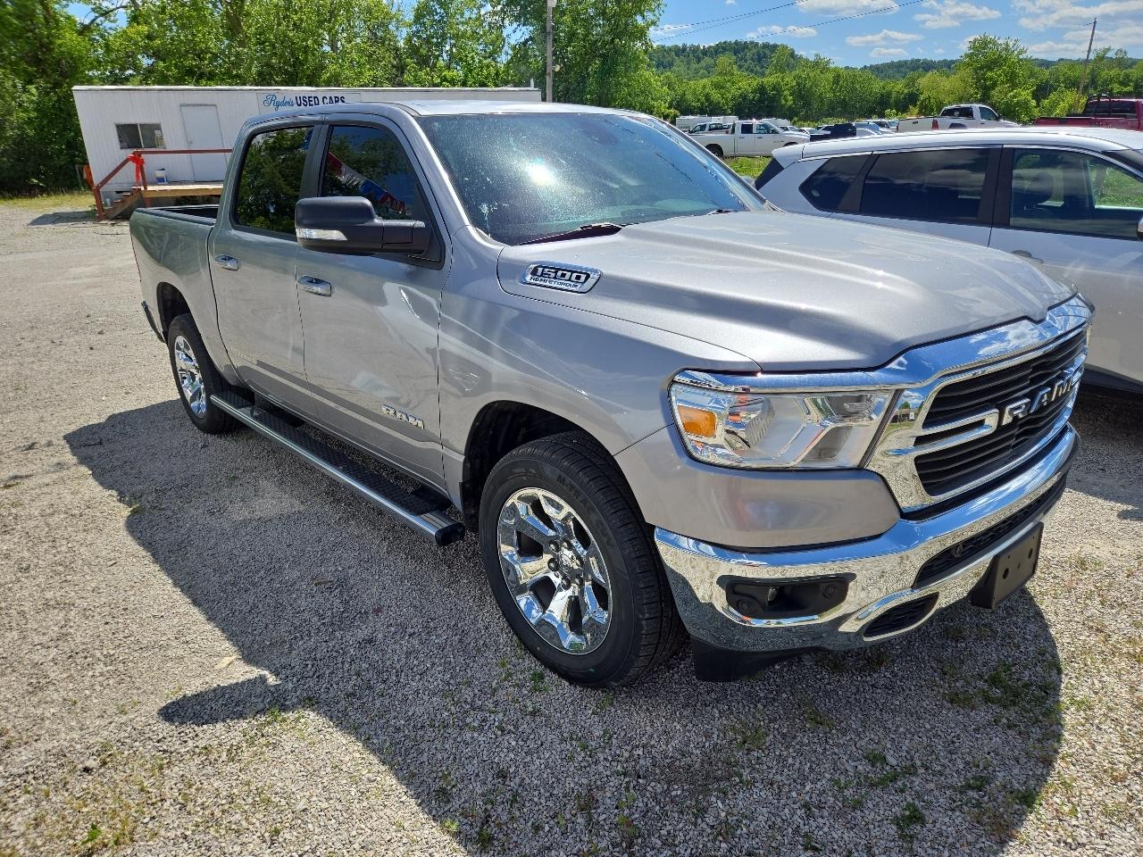 RAM 1500 Big Horn Crew Cab SWB 4WD 2021